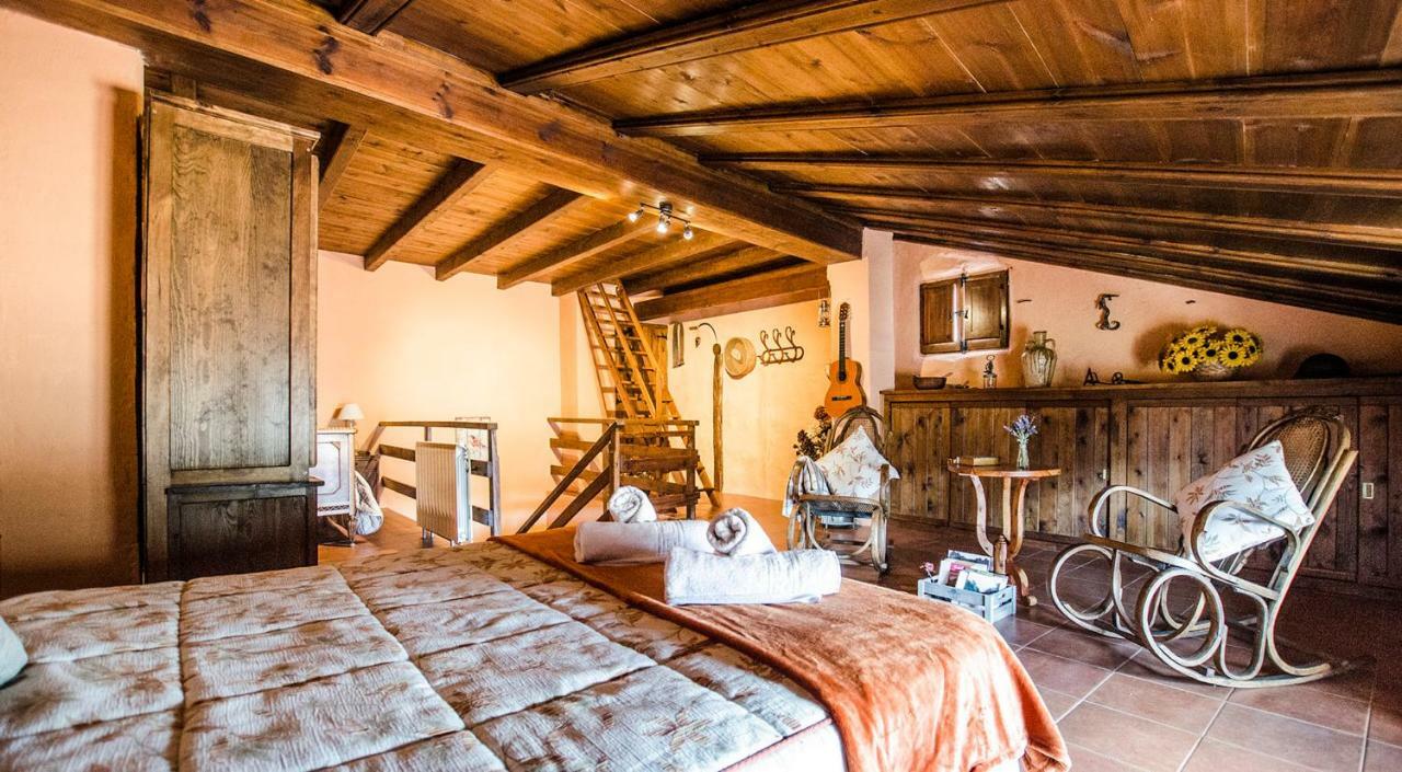 Casa La Herradura Royuela Luaran gambar